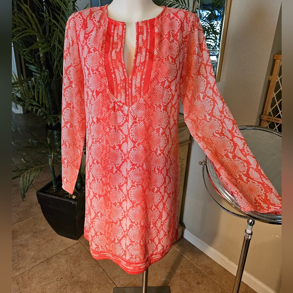 Dress Long Sleeve with brilliant white pattern Color Coral Size XS
